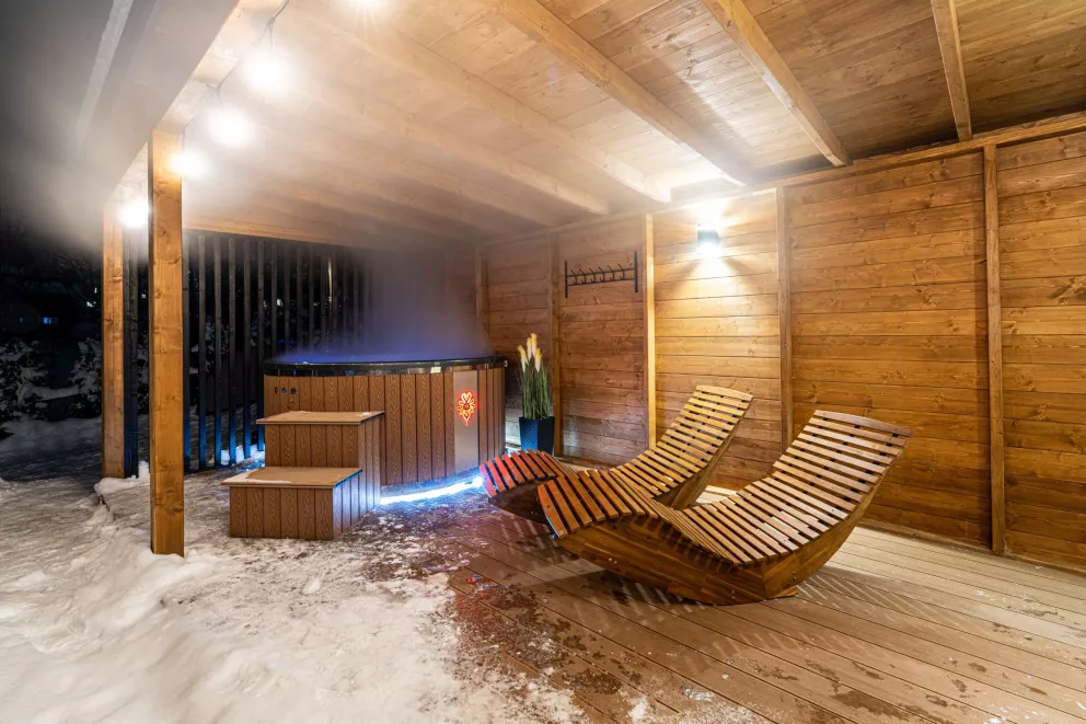 jacuzzi sauna