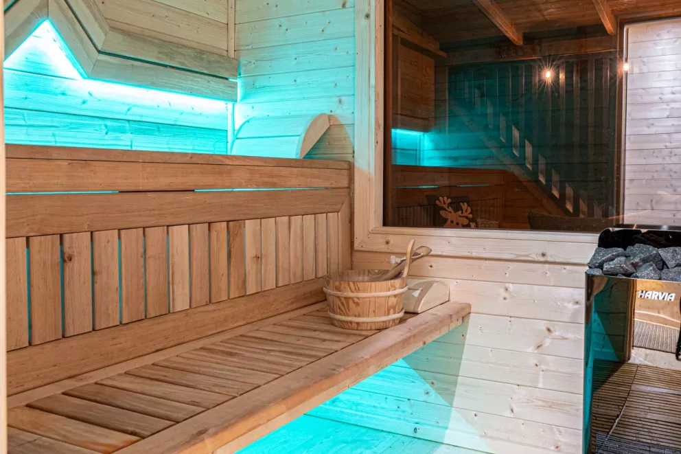 jacuzzi sauna